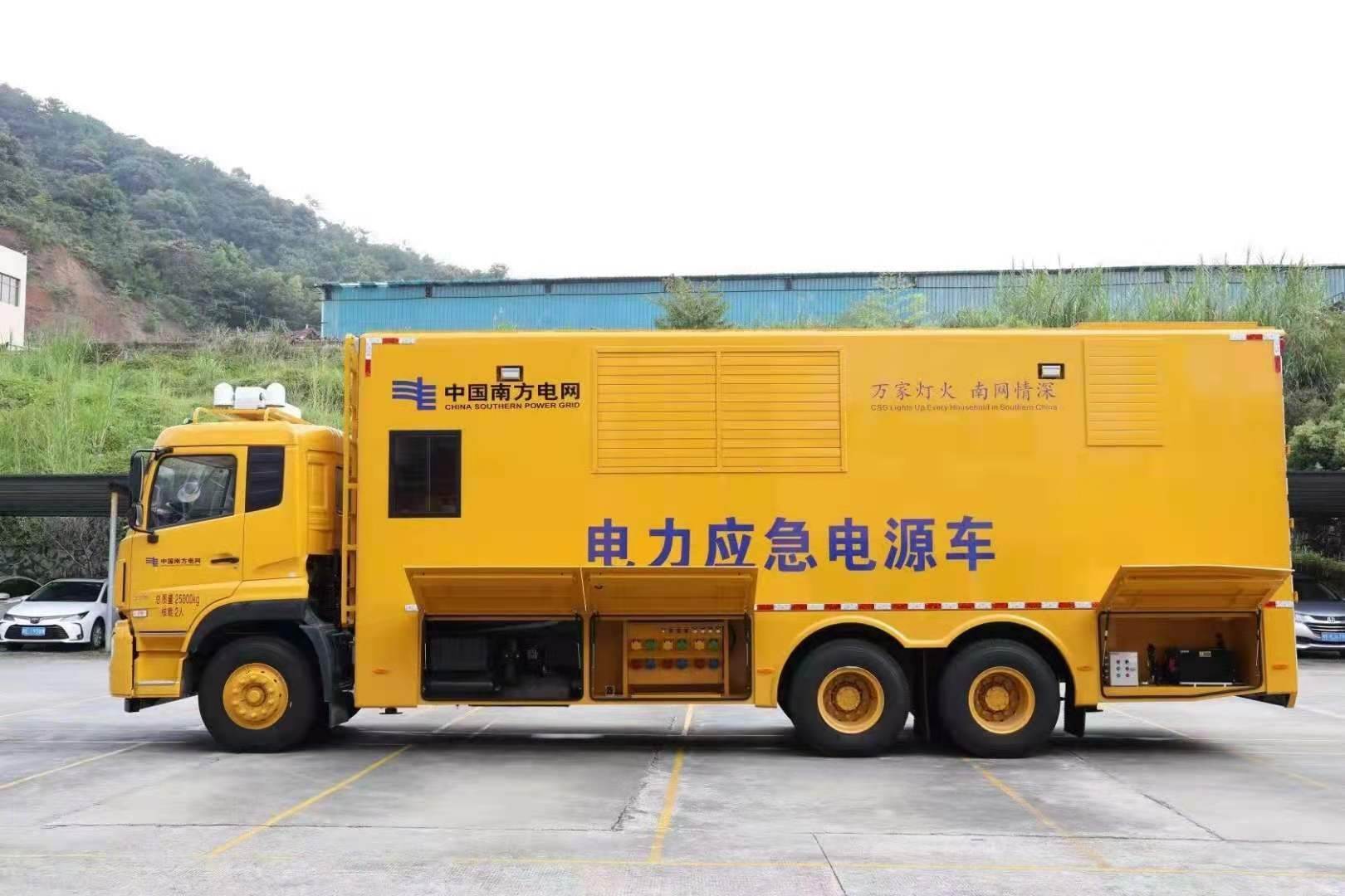 巴音郭楞安康大型柴油发电机发电车UPS电源出租租赁
